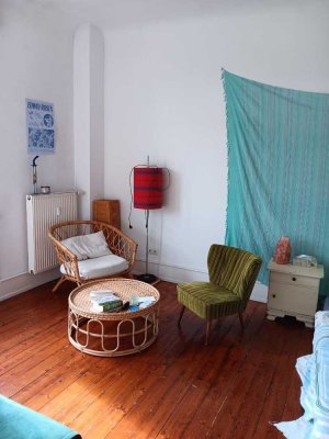 Schöne Altbauwohnung mit Neckarblick