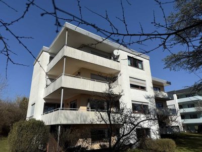 Große, helle Wohnung in grüner Lage in Marburg – Marbach mit großzügigem Balkon/Terrasse