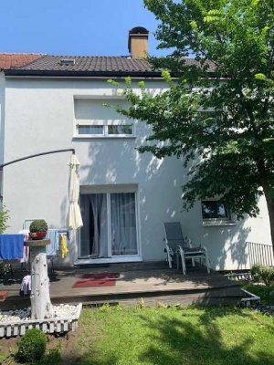5-Zimmer Reihenmittelhaus in Augsburg-Haunstetten