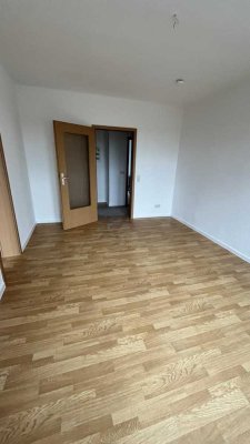 Zwei Zimmer - sofort bezugsfertig