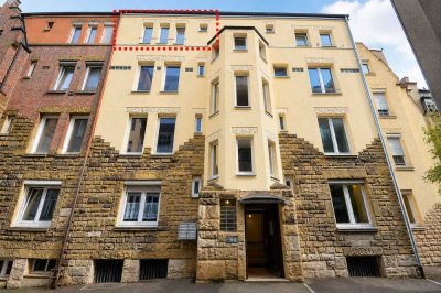 Charmante 2,5-Zimmer-Dachgeschosswohnung in Stuttgart-Mitte