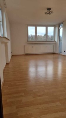 KAPITALANLAGE PROVISIONSFREI: Vermietete ETW, 3 -Zimmer, EBK, 2 Loggien, zentrale Lage Poppelsdorf!