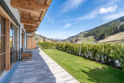 Moderne Gartenwohnung in idyllischer Lage