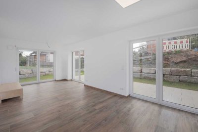 Moderne 2-Zimmer-Wohnung mit großer Terrasse, Garten und lichtdurchflutetem Wohnambiente