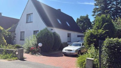 Freistehendes 5-Zimmer Einfamilienhaus mit Garage in Altenholz