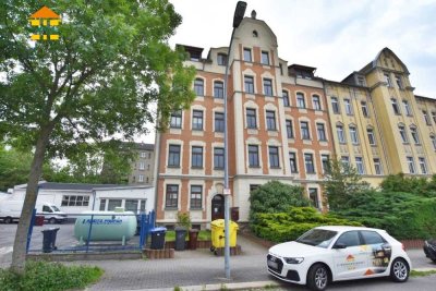 *Gemütliche Dachgeschoss-Wohnung - inklusive Einbauküche in UNI-Nähe*