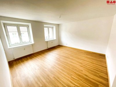 Schöne 4-Raum-Wohnung in angenehmer Nachbarschaft und grüner Lage!