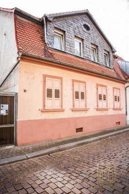 Christian Dik Immobilien / Vermietetes 2-Familienhaus in der Innenstadt