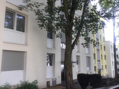 Familienangelegenheit: weitläufige 4-Zimmer-Wohnung