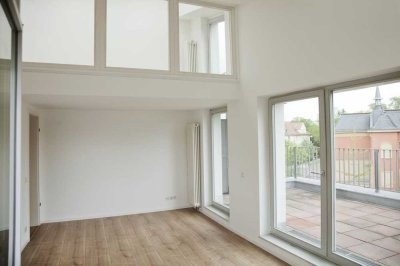 Exklusive Penthouse-Wohnung mit moderner EBK und Galerie in der Berliner Vorstadt