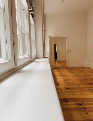 1080.0 € - 90.0 m² - 4.0 Zi.