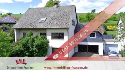 Pluwig: Dreifamilienhaus mit Garten, Kamin & 2 Garagen — ideal für Kapitalanleger, Mehrgenerationenw