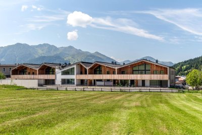 Hochwertige Gartenwohnung mit Blick auf die Steinberge (06617)