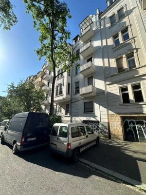2-Zimmerwohnung mit 2 x Balkon in der Mitte Wiesbadens!