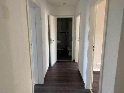 Schönböckener Str. 113a, 3 Zi.,ca. 78qm, gr. Wohnzimmer, D.-Bad, EBK, Balkon SOFORT FREI