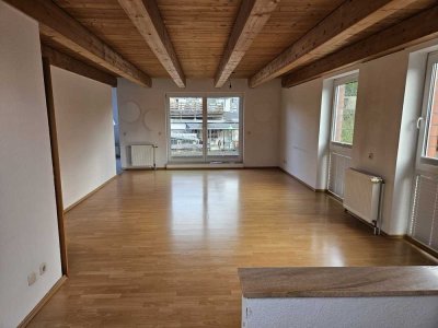 -Seltenheit- Attraktive 3,5-Zimmer-Eigentumswohnung im Dachgeschoss-Maisonette-Stil in Gelsenkirchen