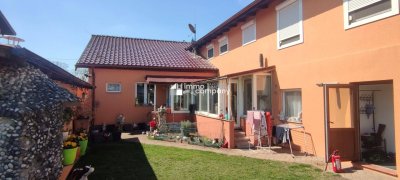 Ihre Wohlfühloase in Strasshof an der Nordbahn – Mehrfamilienhaus - 9 Zimmer - Garage - 2 seperate Wohneinheiten - für 649.000 €