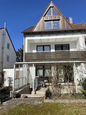 Das ideale Zuhause für Familien: Großzügige Doppelhaushälfte in ruhiger Lage mit perfekter Anbindung