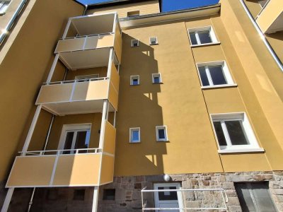 Modernisierte 3,5-Zimmer EG-Wohnung mit sonnigem Balkon und Tageslicht-Bad in toller Lage