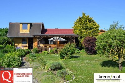 Traumhafter Schrebergarten mit Gartenhaus und Pool