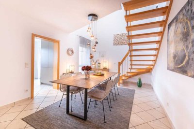 Stilvoll und exklusiv Wohnen an der Terrassenmosel- Doppelhaushälfte mit Panoramablick!