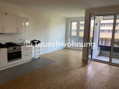 Tauschwohnung: Geräumige, 2/ 2,5- Maisonette-Wohnung am Kanal