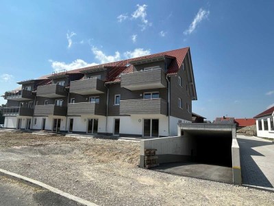 *** Erstbezug - 4-Zimmer im Erdgeschoss mit Terrasse und Gartenanteil ***
