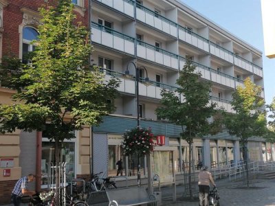 Große Single-Wohnung mit Balkon