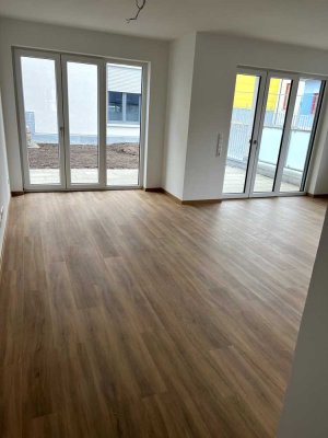Helle und zentrale 85 m² 2-Zimmer Terrassen Neubau-Wohnung + EBK in Ehingen