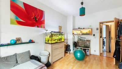 Gepflegte 2-Zimmer-Wohnung in saniertem denkmalgeschütztem Haus
