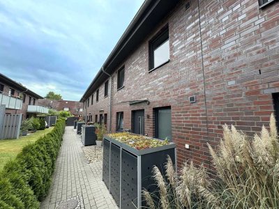 Modernes KfW-55 Reihenmittelhaus in Sackgassenendlage mit Stellplatz