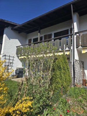 Ideales Starter-Haus: Reihenhaus - ruhig, mit schönem Grundstück!