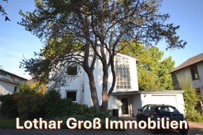 # K.-Rodenkirchen, sehr ruhige Lage, Zwei-Familienhaus, frei #