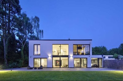 Luxus Villa in Perfektion - Traumhafte Lage am Naturschutzgebiet - 15min nach Düsseldorf