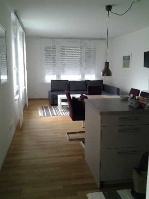 Ruhige, sonnige 2-Zimmer-Wohnung, komplett möbliert, ab 01.01.2026 zu vermieten.