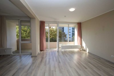 1,5 ZIMMERWOHNUNG MIT EINBAUKÜCHE, STELLPLATZ & BALKON -leerstehend-