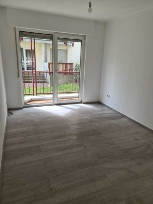 Helle sanierte 3,5-Zimmer-Erdgeschosswohnung in sehr schöner Lage