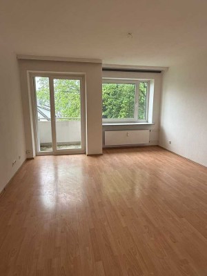 1-Zimmer mit Balkon direkt an der MHH!