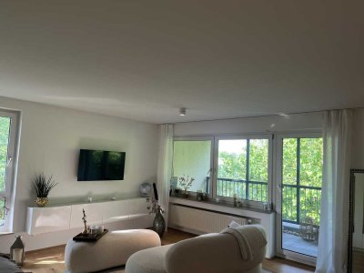 Schöne und gepflegte 1-Raum-Wohnung mit gehobener Innenausstattung mit EBK in Ulm