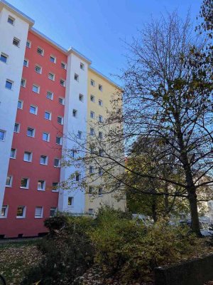 1,5-Zimmer-Wohnung mit Balkon und Wintergarten