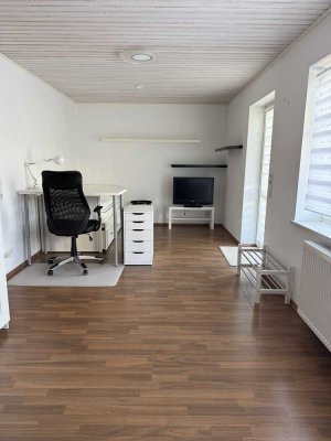 Kompaktes Wohnen: Einzimmerwohnung in Würzburg-Oberdürrbach