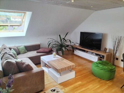 Dachgeschosswohnung in ruhiger Lage
