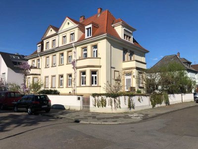 Große Doppelhaushalte in bester Lage