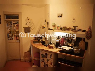 Tauschwohnung: 2-Zi-Altbauwohnung, Innenstadt sucht 2 Zimmer + Balkon