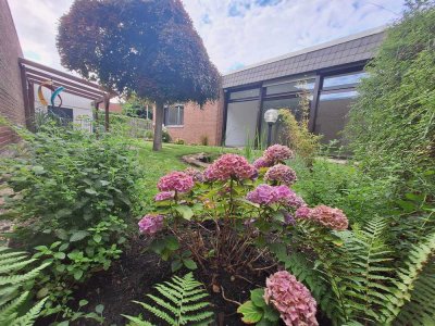 Ansehen - Einziehen - Wohlfühlen !!! Renovierter 5-Zimmer-Bungalow in Hannover - Anderten