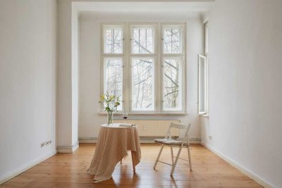 ⭐⭐⭐ Charmante , Großzügige 2-Zimmer-Altbauwohnung und Aufzug, ruhig & im Kungerkiez´s !