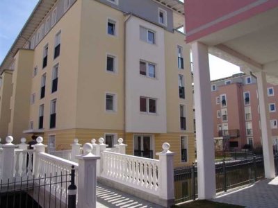 Münchner Immobilien MUC
Wohnanlage Venezia! 
Wohnung mit S/W-Garten in Pasing
