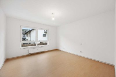 AB 60 Jahre! Schöne helle Wohnung , 2 Zimmer , EBK, Balkon in Bonn ( Seniorenwohnung)