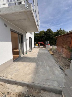 3-Zimmer-Erdgeschosswohnung mit großem Garten und Terrasse in Landshut-Schönbrunn