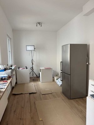 Erstbezug nach Sanierung: schöne 1-Zimmer-Erdgeschosswohnung mit EBK in Frankfurt